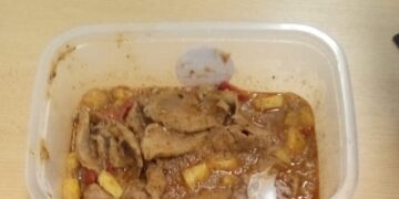 Garupá: intentó ingresar cocaína para un detenido ocultándola en un estofado