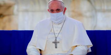 El papa Francisco ya se vacunó contra el coronavirus