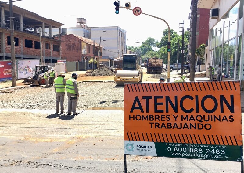 Manos únicas: repavimentan la avenida Blas Parera