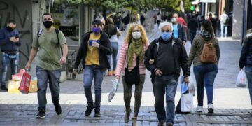 Ya son siete las provincias que dispusieron restricciones y medidas ante el aumento de casos