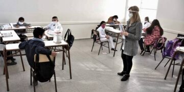 Trotta ratificó que se trabaja en la presencialidad de las clases
