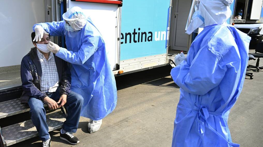 Detectaron el primer caso de la cepa británica del Covid-19 en Argentina