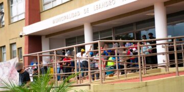 Ocho detenidos en descomunal desorden en Alem