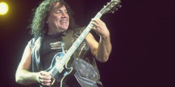 10 de marzo: Día Nacional del Guitarrista en homenaje a Pappo