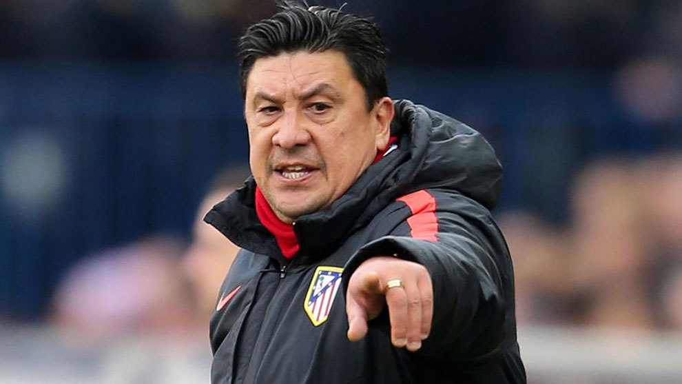 El “Mono” Burgos llegó a Argentina y este viernes debutará como entrenador de Newell’s ante Unión