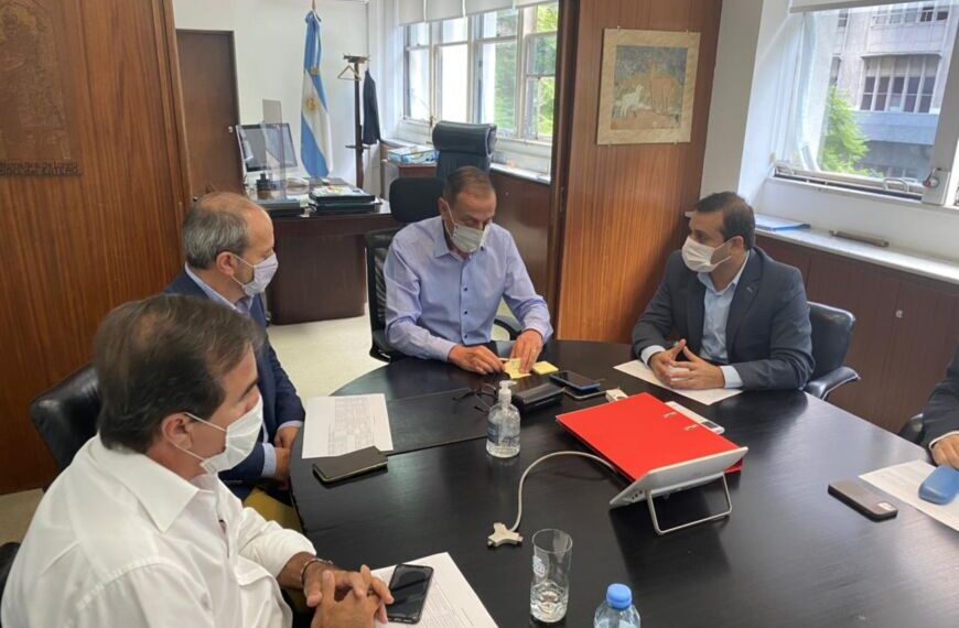 Transporte, obras y subsidios, los temas de la agenda del Gobernador en Buenos Aires