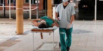 Paraguay en alerta roja: registra triple récord en el peor momento de la pandemia