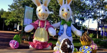 Capioví se viste de “Pascuas” para recibir a los turistas en Semana Santa