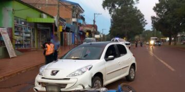 Detuvieron a un automovilista por colisionar con una motocicleta: también conducía alcoholizado