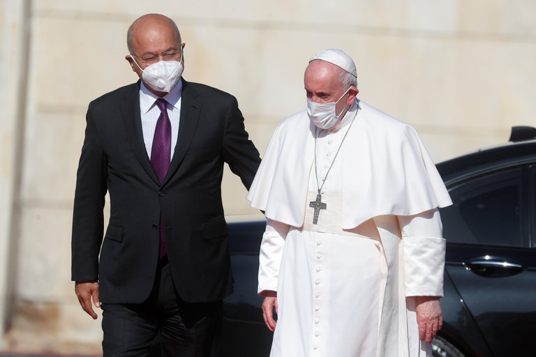 El papa Francisco llegó a Irak: recepción oficial en el Palacio Presidencial de Bagdad