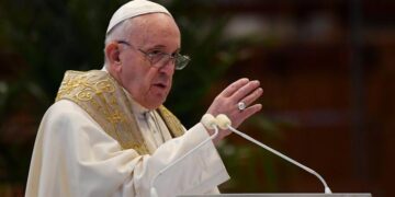 El Papa Francisco rumbo a Irak: “Voy como un peregrino de la paz tras años de guerra y terrorismo”