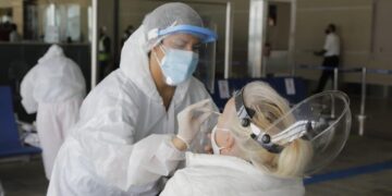 Continúa el pico de casos: 24.130 contagios en las últimas 24 horas