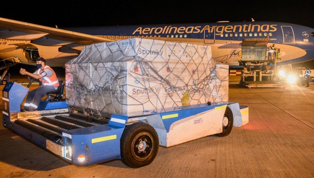 Con la llegada del nuevo vuelo, la Argentina suma casi 9 millones de dosis de vacunas