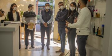 Con entrega de herramientas se refuerza el emprendedurismo y la economía social
