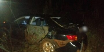 Dos de Mayo: choque entre un auto y una moto dejó un lesionado grave