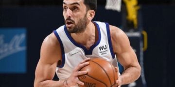 El “no-look pass” de Facundo Campazzo en un nuevo triunfo de los Denver Nuggets