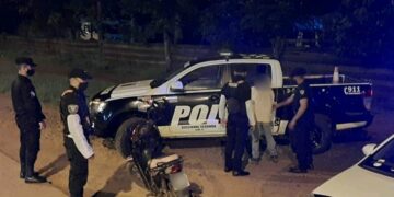 Dos motociclistas alcoholizados terminaron detenidos y otro gravemente herido