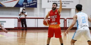 Torneo Federal de Básquet: Tokio enfrenta a Regatas con el objetivo de subir posiciones