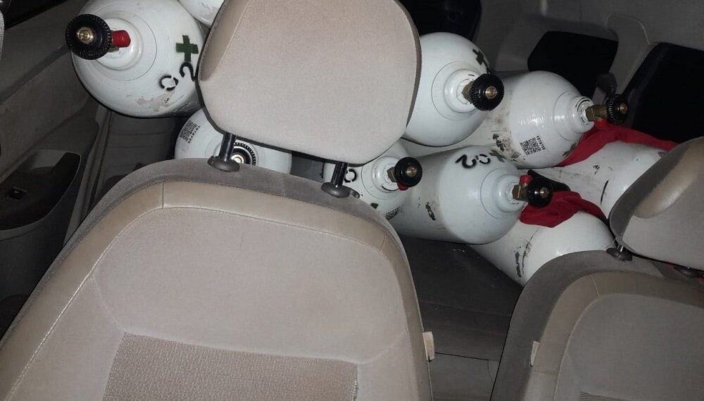 Auto posadeño involucrado en presunto tráfico de oxígeno en Paraguay