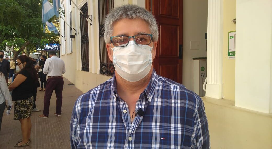 Elecciones 2021: El médico Mario Barreda presentó su candidatura a concejal