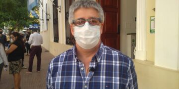 Elecciones 2021: El médico Mario Barreda presentó su candidatura a concejal