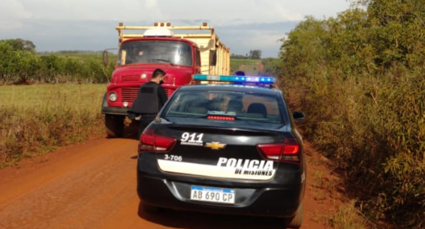Interceptaron un camión cargado con soja ilegal en Apóstoles
