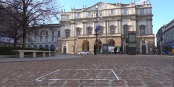 Un artista italiano vendió una escultura invisible por 18.300 dólares