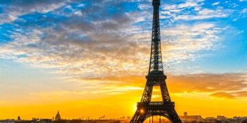 Tras nueve meses cerrada por la pandemia, la Torre Eiffel reabrirá al público en julio