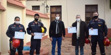 El ministro de Gobierno agradeció y reconoció el gran trabajo que realizan los Bomberos Voluntarios de Posadas