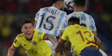 Argentina aguantaba la ventaja, pero Colombia lo empató en tiempo de descuento