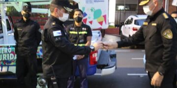 El Gobierno provincial entregó dos nuevas grúas para la instalación y mantenimiento del sistema de videovigilancia