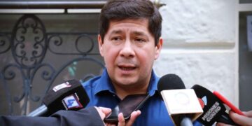 El Ministro de Salud fue internado por Covid