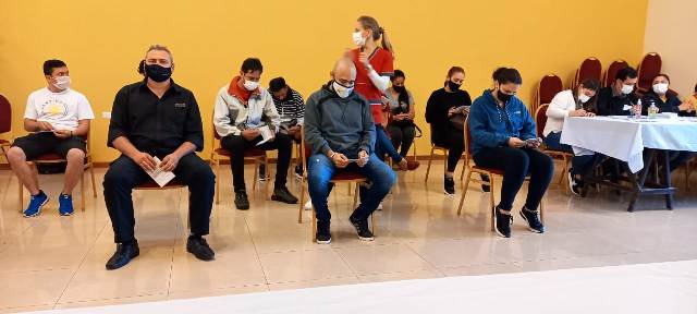 Misiones comenzó a vacunar a los trabajadores del sector turístico