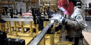 Prorrogan hasta el 31 de diciembre la prohibición de despidos y suspensiones