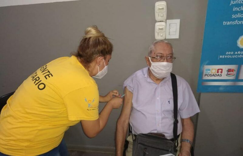 Misiones: aplican la segunda dosis de la Sputnik a mayores de 75 años