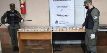 Incautaron más de 20 kilos de marihuana ocultos en una encomienda en Posadas