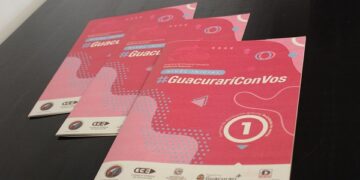 Se presentaron los cuadernillos Guacurarí Con Vos