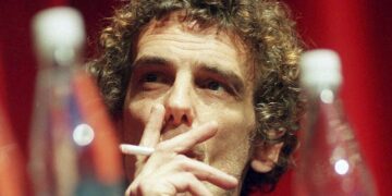 Música: suben a las tiendas digitales el unplugged “Estrelicia” del Flaco Spinetta y también lo editan en vinilo