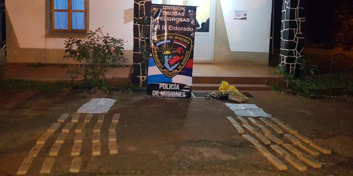 Incautaron marihuana en un monte de Caraguatay