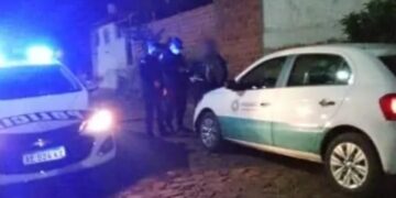 Desactivaron un festejo con más de 100 personas y detuvieron a un hombre que agredió a un empleado municipal en otra fiesta