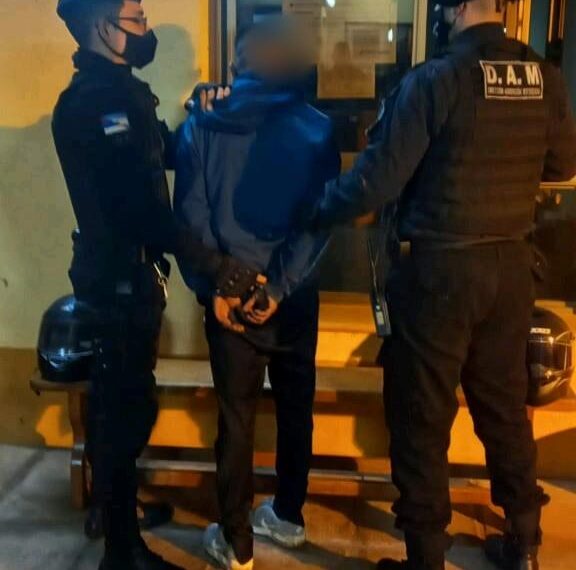 Cayó un segundo sospechoso por el robo a un comercio de la avenida Uruguay