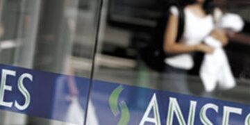Desde hoy, 880 mil beneficiarios de la AUH cobrarán un plus de más de 7 mil pesos