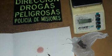 Quedó detenido por intentar ingresar narcóticos a un detenido en una porción de reviro