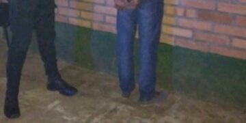 Detenido por agredir y amenazar con una escopeta a su pareja