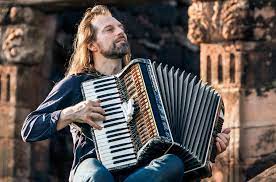 El “Chango” Spasiuk ganó el Premio Gardel 2021 al Mejor Álbum de Chamamé