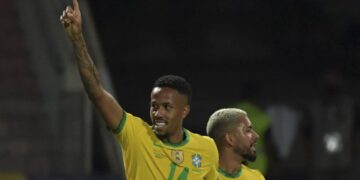 Copa América: Brasil juega ante Chile por un lugar en semifinales