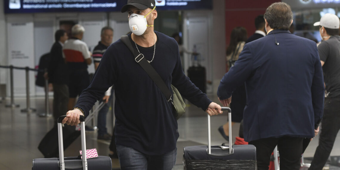 Migraciones detectó que uno de los ingresantes con variante Delta incumplió la cuarentena