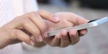 Servicios: autorizaron aumentos de hasta 5% en telefonía, internet y cable