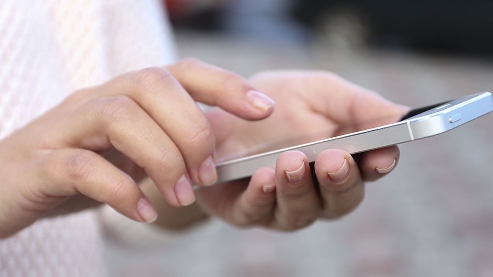 Servicios: autorizaron aumentos de hasta 5% en telefonía, internet y cable