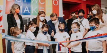 El Gobernador participó en la inauguración del espacio maker kids en el colegio Santa María